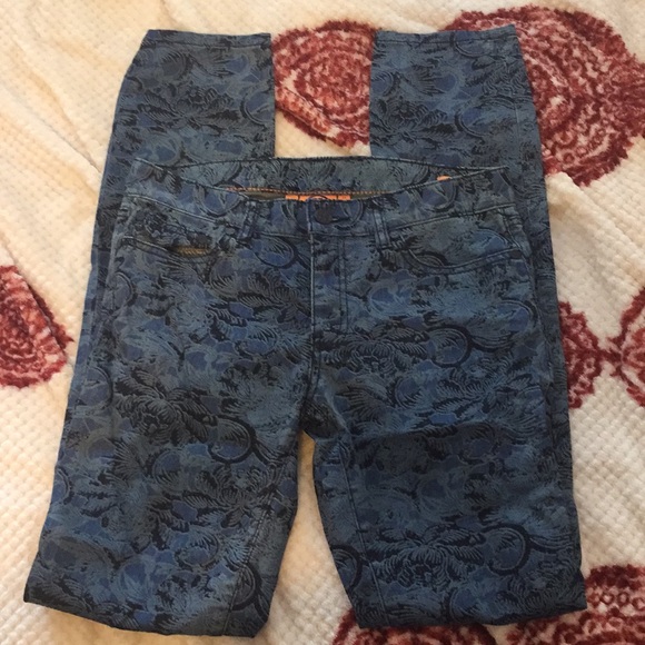 Tory Burch pants - Picture 2 of 4